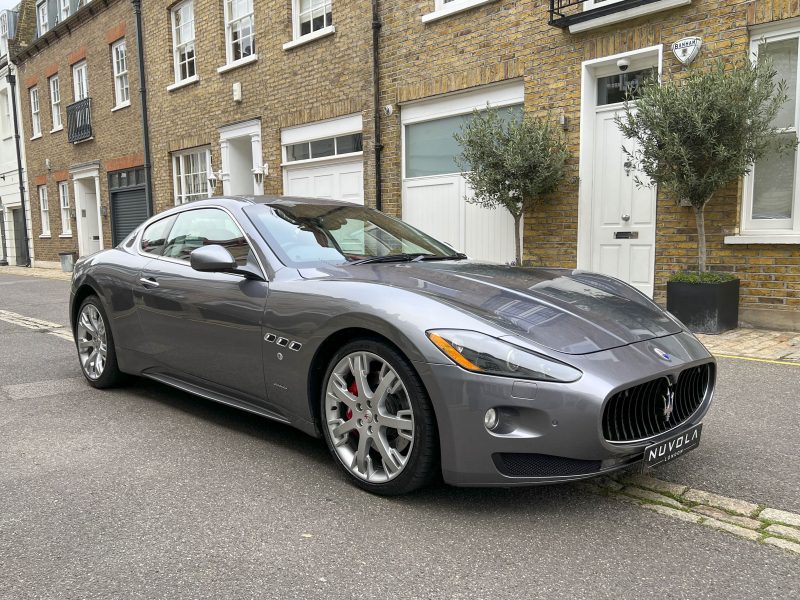 2010 Maserati GranTurismo S 4.7...